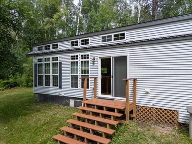 YOUR CHANCE TO STILL ENJOY A SEASONAL LAKESHORE HOME BEFORE - photo 2