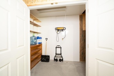 YOUR CHANCE TO STILL ENJOY A SEASONAL LAKESHORE HOME BEFORE - photo 8