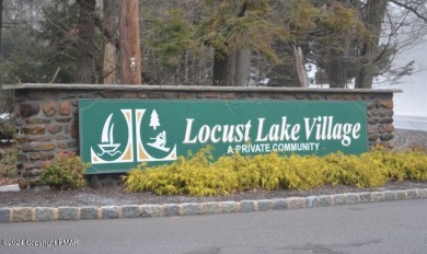 Locust Lake Lot For Sale in Pocono Lake Pennsylvania