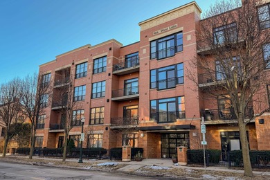 Lake Monona Condo Active Under Contract in Madison Wisconsin