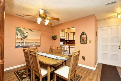 NO HOA, and SHORT TERM RENTAL ALLOWED! Just 2.5 blocks from the - photo 7