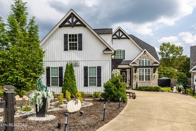 (private lake, pond, creek) Home For Sale in Lenoir City Tennessee