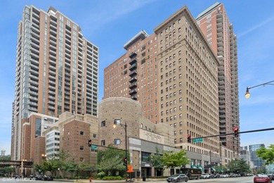 Lake Michigan - Cook County Condo For Sale in Chicago Illinois