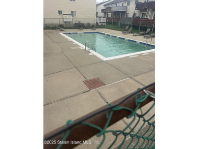 AMAZING END UNIT/CORNER PROPERTY describes this beautifully - photo 16