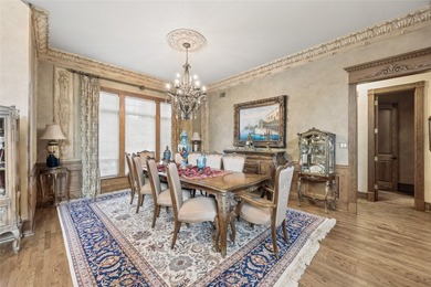 Timeless elegance meets exceptional craftmanship in this - photo 8