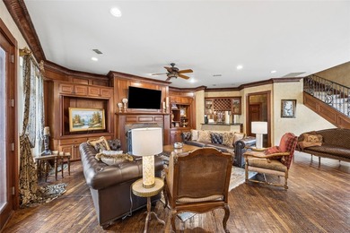 Timeless elegance meets exceptional craftmanship in this - photo 10