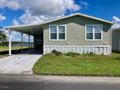 Caloosahatchee River Home For Sale in Fort Myers Florida