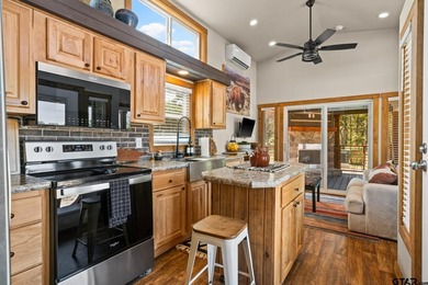 Turnkey Furnished Lake Retreat on Deeded Lot - Move-In Ready or - photo 8