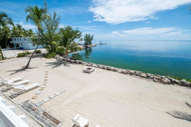 Welcome to Casa Mar Azul, a one-of-a-kind oceanfront estate - photo 2