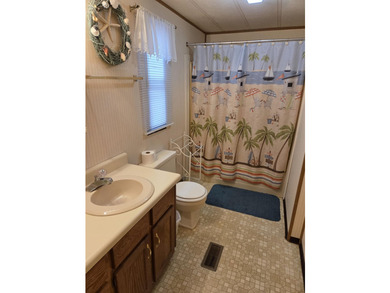 NEW LISTING ALERT. Very spacious 3 bedroom and 2 bath property - photo 28
