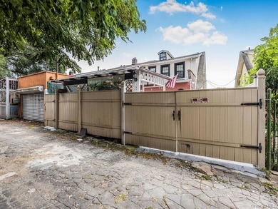 Welcome to 199 W 179th St in the Morris Heights section of The - photo 29