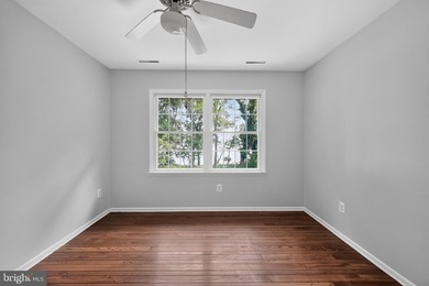 Nestled along the shores of the Patuxent River is this very - photo 33