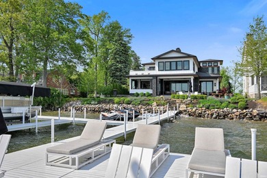Welcome to 6943 E. Eili Lilly Rd, a RARE breathtaking statement - photo 3