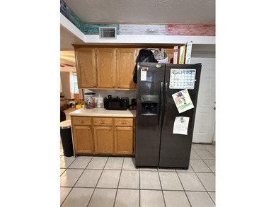 lWest Side Location! Well maintained 3BR, 1BA, 1 Half bath, 2 - photo 7