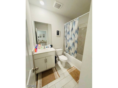 Price improvement!!! Beautifully maintained 4-bedroom - photo 5