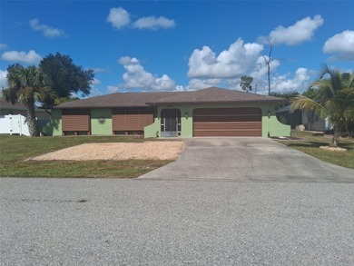Port Charlotte Waterway Lakes Area Home For Sale in Punta Gorda Florida