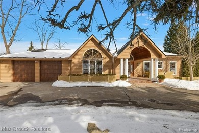 Orchard Lake - Oakland County Home Active Under Contract in Orchard Lake Michigan