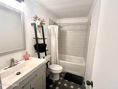 MOTIVATED SELLER! Price reduced - all reasonable offers - photo 15