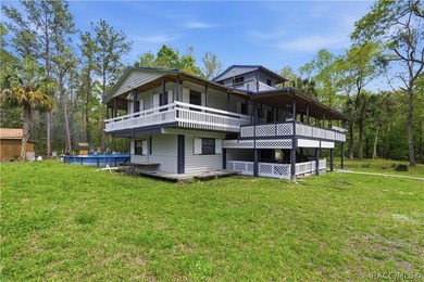 Awesome waterfront property featuring a 3-story home with Gulf - photo 17