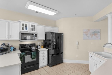 Sunlight pours into this bright, open 3-bedroom, 2-bath end-unit - photo 5