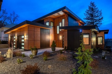 Lake Home For Sale in Spokane, Washington