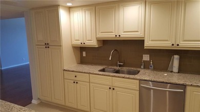 Updated condo with great NE ocean views. Wood tile floors. Split - photo 6