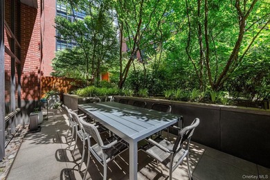 WELCOME TO M2 AT 150 CHARLES. A MODERN MASTERPIECE. **Townhome - photo 4