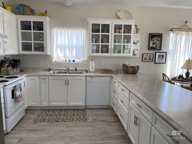 Welcome to Bubba's Beach House!Take a step back to a beach haven - photo 14