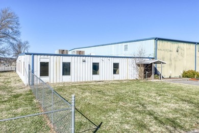 Exceptional 226,000 sq ft industrial facility on 16.5 acres in - photo 14