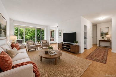 Exciting Exclusive 2 Bedroom, 2 Bathroom! Spectacular apartment - photo 5