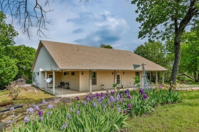 Lake Home Sale Pending in Gainesville, Texas