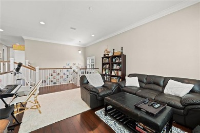 Rare opportunity to own this exceptional 5 bedroom 5 full bath - photo 6