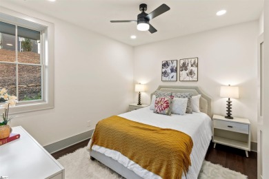 The Woodland Oak is a beautiful 3 story retreat tucked away in