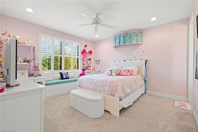 Rare opportunity to own this exceptional 5 bedroom 5 full bath - photo 10