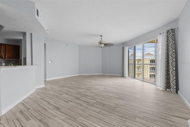 Experience elevated Orlando living in this move-in-ready - photo 10