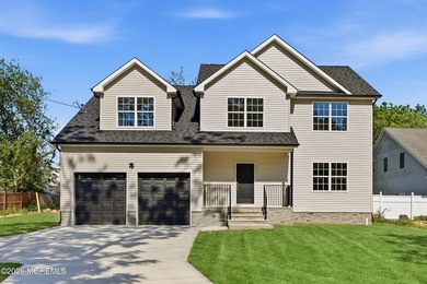 Welcome to this stunning new construction home in the Mapletree - photo 1