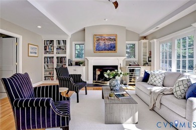 Just minutes from downtown Williamsburg, this charming home is - photo 8