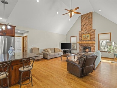 Welcome to this exceptional custom-built retreat set on over 4 - photo 12