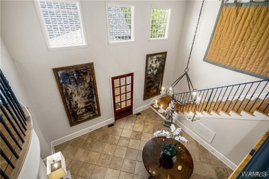 Serene, private, and designed to capture the beauty of Lake - photo 14