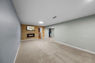 Experience lake life at its best on beautiful Sauk Lake! This - photo 16