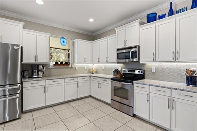 Under contract-accepting backup offers. The Gateway to Winter - photo 10