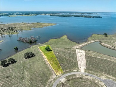 Bois D Arc Lake Lot For Sale in Honey Grove Texas