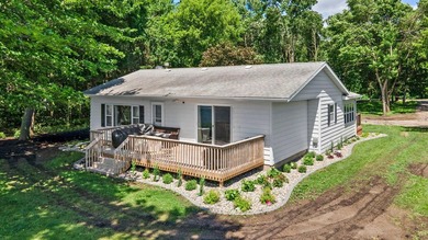 Experience lake life at its best on beautiful Sauk Lake! This - photo 22