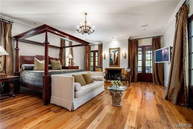 Serene, private, and designed to capture the beauty of Lake - photo 25
