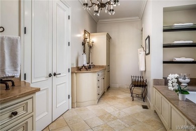 Serene, private, and designed to capture the beauty of Lake - photo 28
