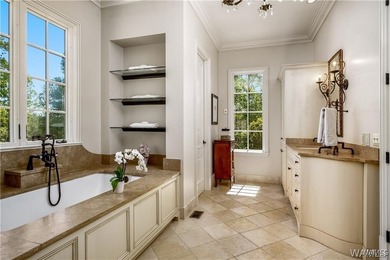 Serene, private, and designed to capture the beauty of Lake - photo 29