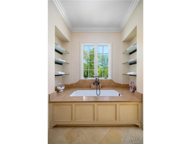 Serene, private, and designed to capture the beauty of Lake - photo 30