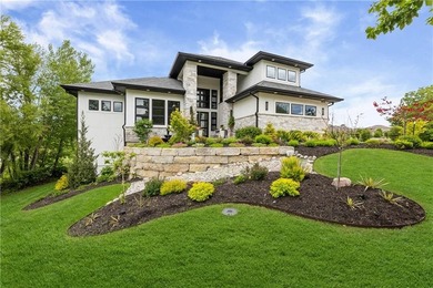 Welcome to your private retreat-where everyday living feels like - photo 2