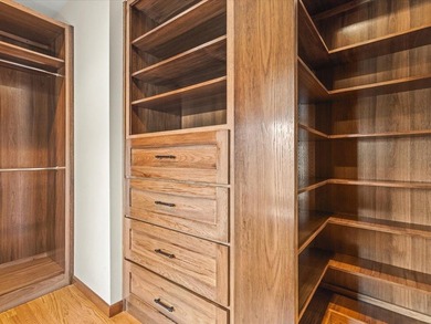 Welcome to this exceptional custom-built retreat set on over 4 - photo 37