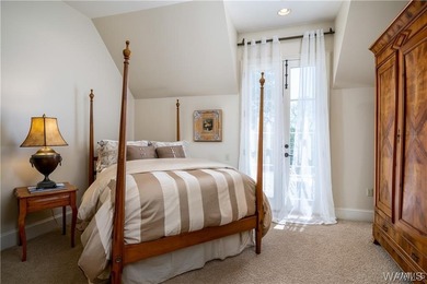 Serene, private, and designed to capture the beauty of Lake - photo 37